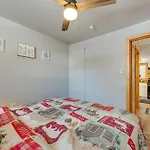 Cozy Blakeslee Cabin, 7 Mi To Jack Frost Ski Area!