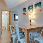 Cozy Blakeslee Cabin, 7 Mi To Jack Frost Ski Area!