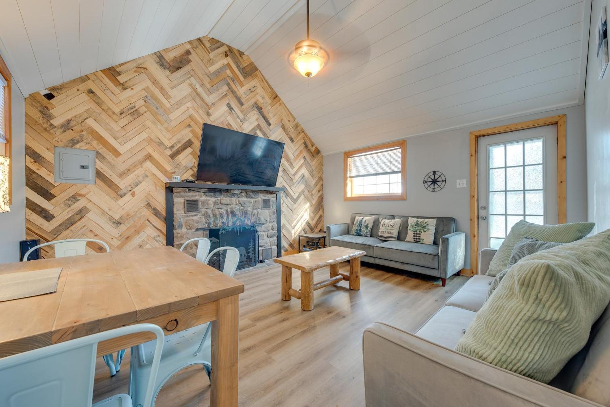 Cozy Cabin, 7 Mi To Jack Frost Area! * Blakeslee