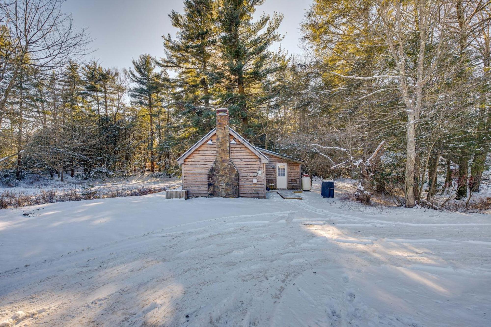 Holiday home Cozy Cabin, 7 Mi To Jack Frost Area!